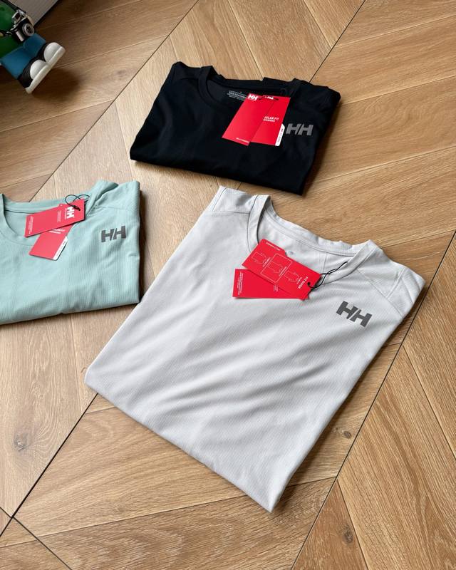 严选好货 25年夏季新款海丽汉森Hellyhansen Running系列跑步运动健身男士短袖针织T恤夏季新品 ！采用凉感科技速干面料！上身现货非常好， 索罗那