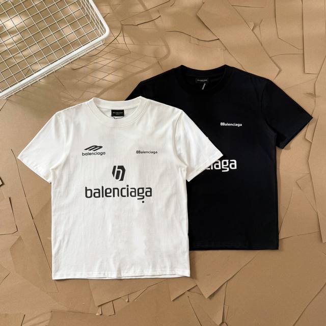 巴黎世家Balenciaga多图标字母圆领短袖 20 Balenciaga官网Zp同步新款T恤 面料采用32支双纱280克高克重纯棉面料 同缸定织定染原版面料