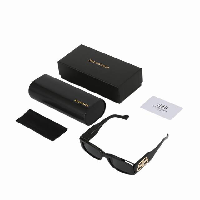 Balenciaga巴黎世家 全框设计 醋酸盐 不规则形 太阳眼镜 女款 黑色！被追着问的双B猫眼墨镜复古风拉满，巴黎世家真的太懂女孩子了猫眼框型窄版线条，复古
