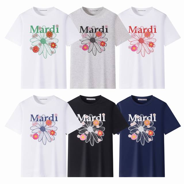 Mardi 碎花雏菊短袖 女款 小红书 网红直播爆款 韩国品牌Mardi 明星同款 Mardi 碎花雏菊短袖 六色 每个花色都特别好看 有Mardi的夏天好像更
