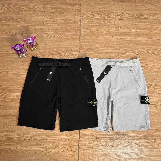 Stone Island 石头岛高性能户外速干短裤 甄选品质 实拍可见 面料采用高品质正品速干锦纶面料 质感有型 清凉面料 面料上身舒服 当季必备 版型超正 拒