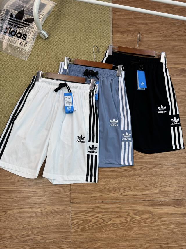 Adidas阿迪达斯男女夏季三叶草跑步训练透气运动裤速干五分短裤裤 梭织速干面料，亲肤透气，柔软细腻，穿着凉爽无负担，不易变形，经过预缩水处理，耐洗耐穿 工艺上