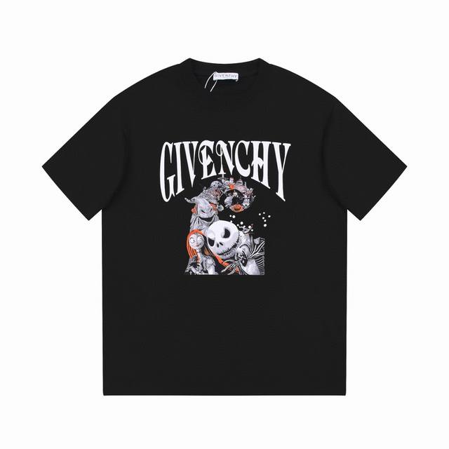 供 Givenchy 春夏新款短袖T恤 暗黑系卡通印花，青春潮酷时尚，减龄百搭。高端质感，纯棉面料。做工细致精致，厚度适中。男女同款，宽松版型，三标齐全 颜色：