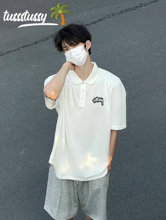 供 2025Ss夏季新款Stussy 斯图西胸前刺绣Polo衫短袖T恤 甄选高品质网眼速干面料 舒适透气 不闷不热 手感软糯细腻 上身充满质感 非常轻便舒适 运