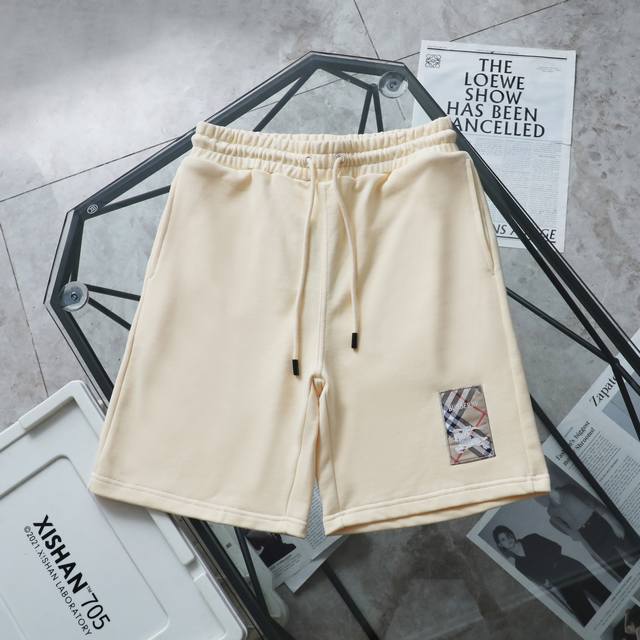 上新 纯原臻品 顶级复刻 - Burberry 巴宝莉 新款刺绣战马贴布休闲短裤五分裤 - 款号: 25038 - 颜色：黑色 杏色 - 购入原版开模打造，全套
