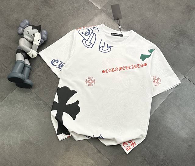 潮牌Chromehearts 克罗心满印圆领短袖T恤！ ：240G双纱潮牌专用棉，纹理清晰，质感满满，同缸定染1×1无色差精密纯棉螺纹，层搭叠穿，自留好货，强烈