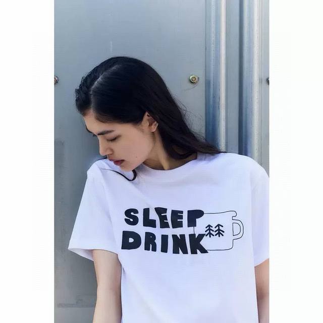 细节图 可隆新款情侣男女同款圆领短袖Kolon Sport X Inapsquare可隆联名款 Ss24 圆领山系户外休闲速干防晒透气抗菌圆领涂鸦印花宽松短袖T