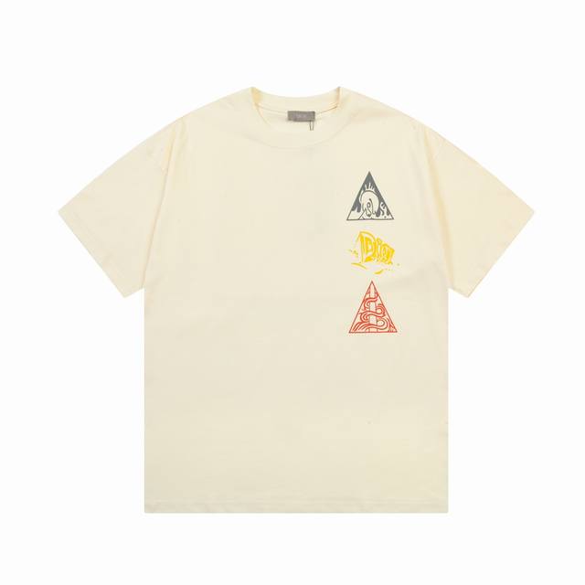 Dior迪奥 Cd字母风景印花Logo标识精致升级， 面料：240克双纱高密度纯棉面料 - 工艺: 整件衣服采用精密压花工艺 - 男女同款均可驾驭 - 尺码：
