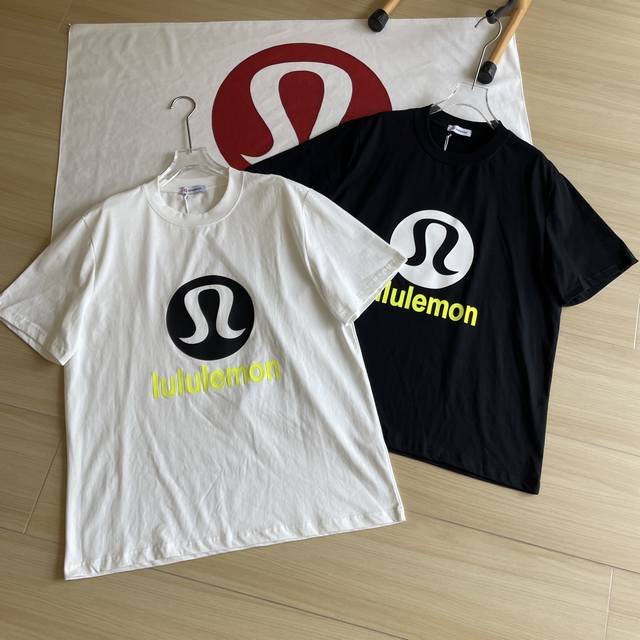 主图+细节 夏季短袖Lululemon 露露乐蒙 两色25Ss春夏新款 字母拼色图案硅胶印花男女同款圆领纯棉短袖T恤 宽松版，面料330G全棉精梳棉！！！ 颜色