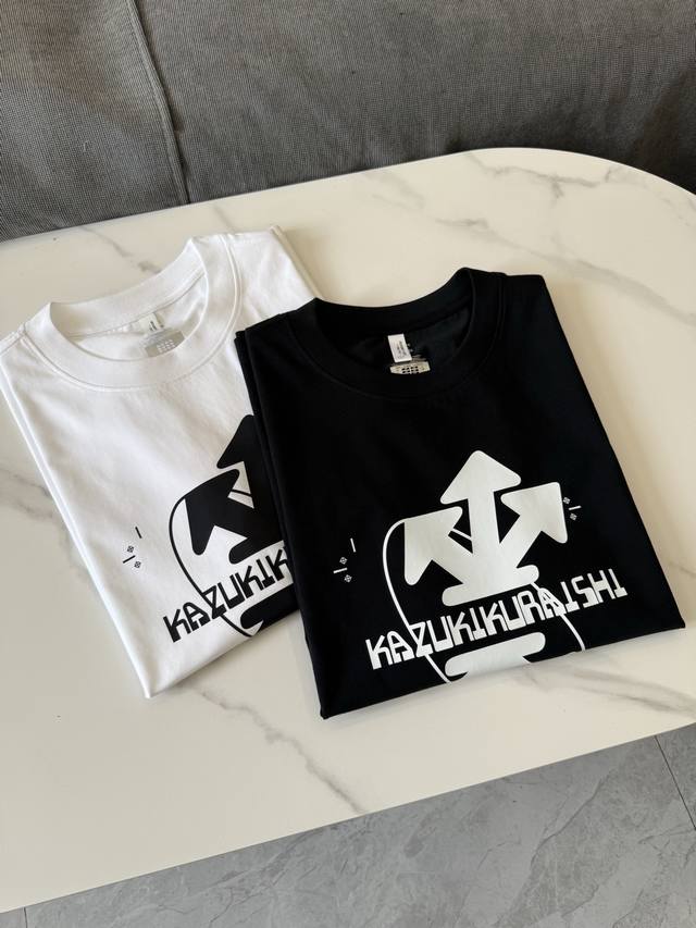 尺码S到3Xl 迪桑特经典基础款胸前大Logo情侣款短袖T恤，你值得拥有绝佳夏季穿搭必备单品 经典百搭永不过时系列，男女同款 情侣可搭 甄选纯棉240G双纱面料