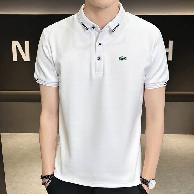 鳄鱼25Ss新款四色高品质休闲纯棉短袖Polo衫！ 衣服版型宽松 细节完美 采用梭织面料耐磨耐脏 立体裁剪宽松版型 进口刺绣贴布标反复水洗不会开裂脱落，男女同款