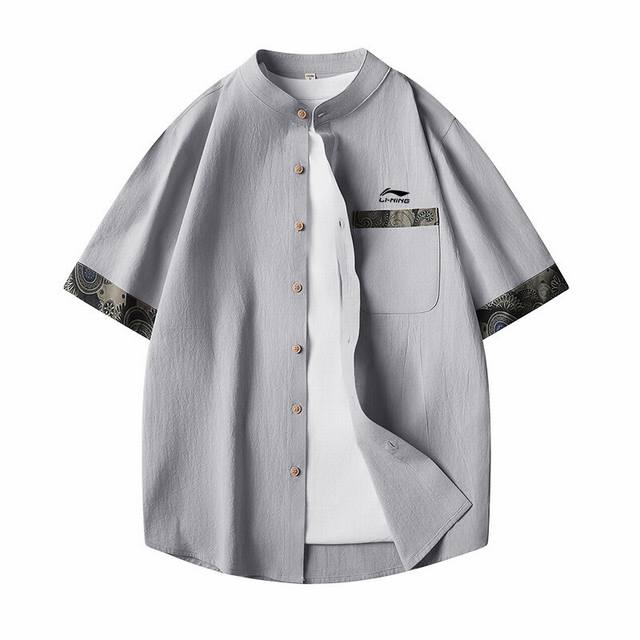 中国李宁25Ss新款四色高品质休闲纯棉短袖衬衣 硅胶版本 ！ 衣服版型宽松 细节完美 采用纯棉面料耐磨耐脏 立体裁剪宽松版型 进口硅胶印花反复水洗不会开裂脱落，