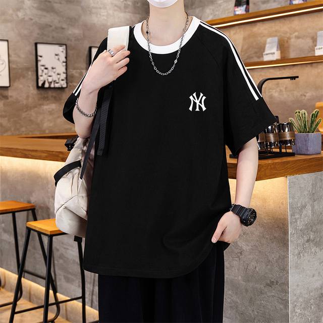Mlb Ny 洋基队海外限定短袖T恤，男女同款，Ins小红书教你搭配上身，春秋新品首发，版型宽松，修饰脸型且舒适有型，近年来深受欢迎的风格，细节无敌，大方又随性