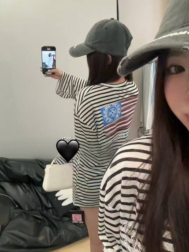 Chrome Hearts克罗心新款条纹国旗Logo撞色防晒长袖T恤 条纹控真的没法抗拒夏日的松弛感！ 撞色梵文不要太百搭了套上就粗门啦 后背限定国旗Logo