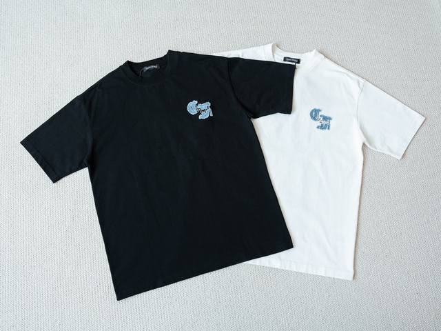 顶级Tee 强势上新 Chrome Hearts S S25 牛仔布字母标识圆领短袖T恤 货号：25-77 - 颜色： 白色 黑色 - 尺码： S M L Xl