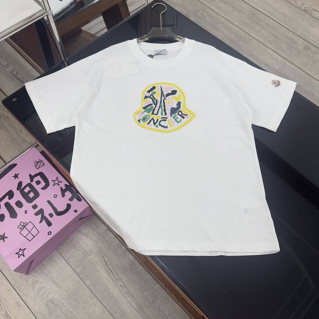 Moncler 蒙口 25Ss 经典拼色草写字母Logo绣花标识短袖T恤-顶级版本 可拿版对比区别市场通货 官方同步 高版本 高品质 纯原品质 原版面料 260