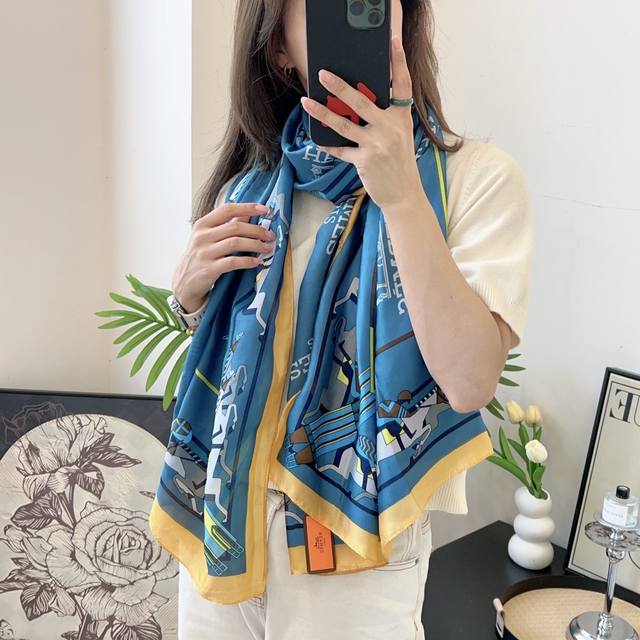 全套包装发票新款上市新款新丝缎长巾真心美的让人心动 上身效果简直美翻了 品质非常完美 整个丝巾给人大牌丝巾气场的同时又非常精致，绝对值得入手的新款精致女人名媛气