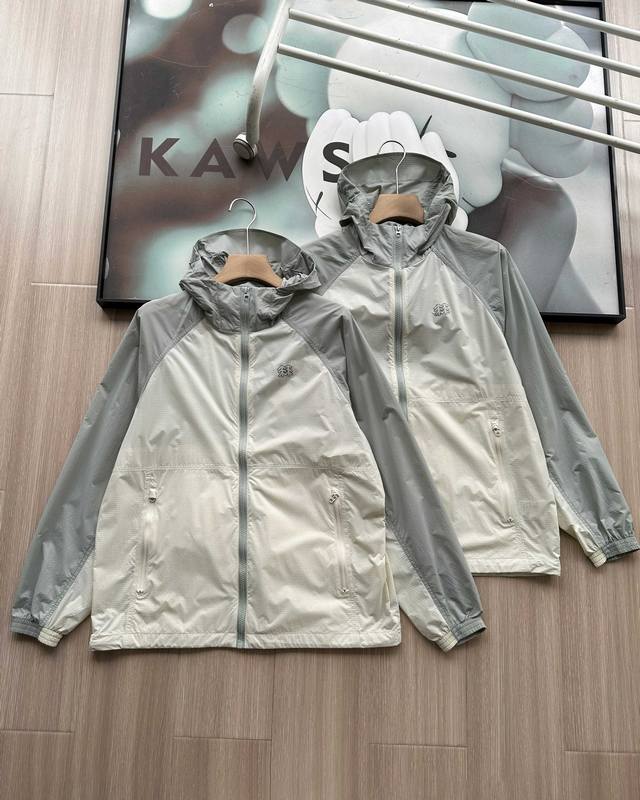 可隆专柜同步更新男款风衣Kolon Sport可隆男子户外休闲衣运动连帽防泼水露营登山夹克上衣 K防泼水运动撞色登山露营夹克外套上衣！可隆女连帽风衣薄款 可当防