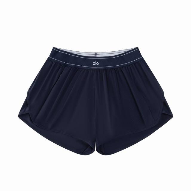 顶级品质 Alo 25年新款春夏瑜伽短裤 北美断货王！好身材都是穿出来的！ 无感轻盈！简直不要太舒服了！我想穿所以我就穿了，穿出好身材，谁穿谁美丽！舒适与高级感
