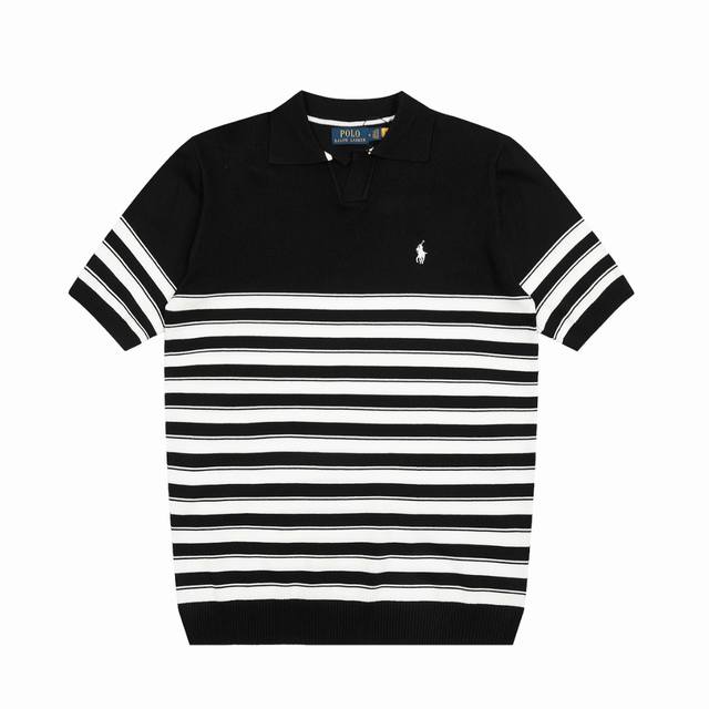 拉夫劳伦Ralph Lauren条纹小马刺绣小V领针织Polo短袖 手感软糯，舒适亲肤，工艺复杂，耗时费力，条纹设计修饰脖颈线条和脸型，增加日常中的精致感，整体