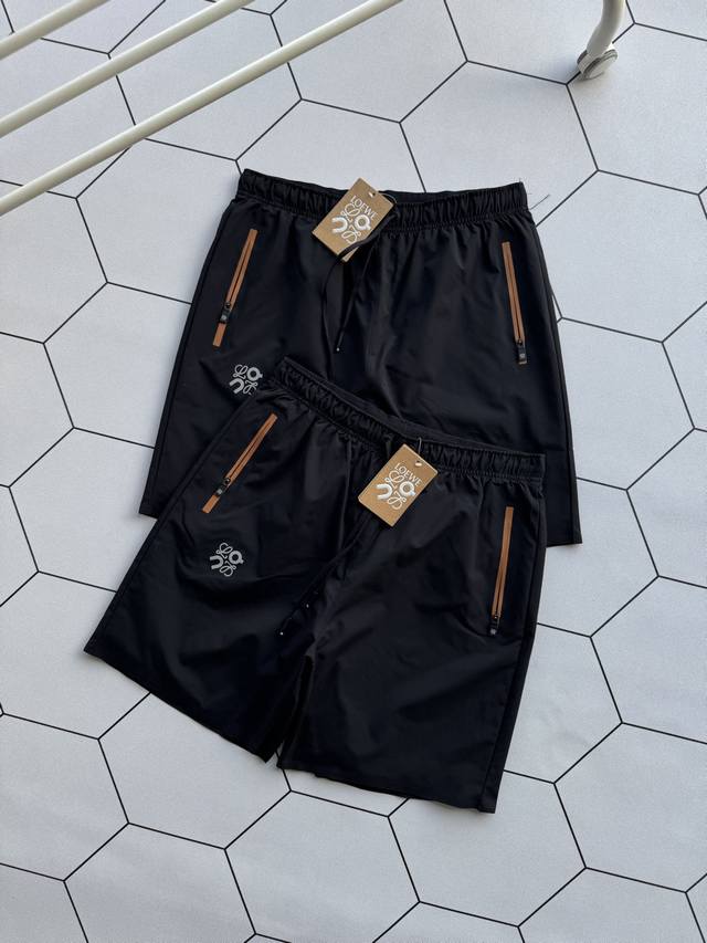 Loewe联名On爆款短裤！ Loewe罗意威 X On昂跑 字母印花中腰宽松系带休闲短裤 男女同款！ 高端货，细节全部到位，顶级品质，不接受任何反驳，高端必入