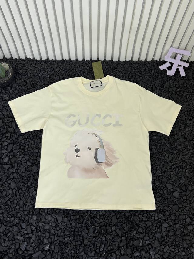 Gucci 古驰 纯色卡通耳机小狗图案Logo印花圆领宽松休闲短袖T恤 - 原版面料 高版本 高品质 网红明星同款 原版定制面料 胸前Logo标识 定制定染 手