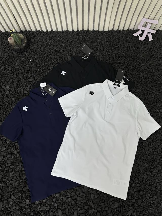 Descente 迪桑特 高品质夏季新品高尔夫系列凉感T恤短袖Polo衫 - 采用高品质运动属性功能性Aerodry针织面料制作的短袖Polo衫。面料轻薄柔软，