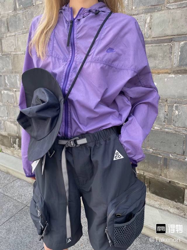 搭配资讯图 Nike Acg Snowgrass S S24 工装裤袋纯色休闲宽松机能风短裤