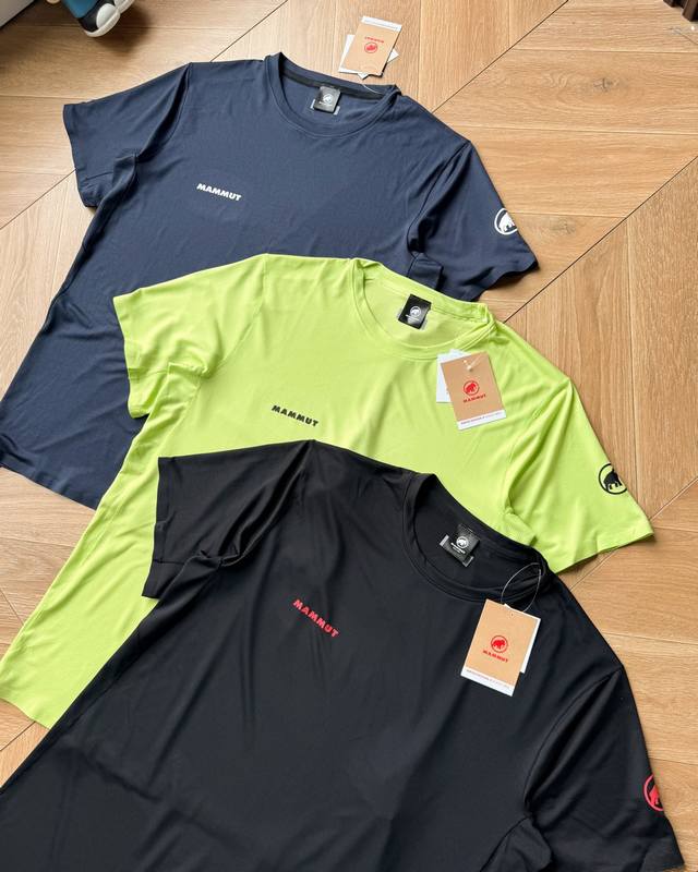 2025夏季新品 Mammut 猛犸象爆冷户外系列 男子轻质跑步运动速干T恤柔软透气圆领短袖 弹力贴合 精选弹力速干面料 让肌肤时刻保持清爽 上身无束缚 穿着流