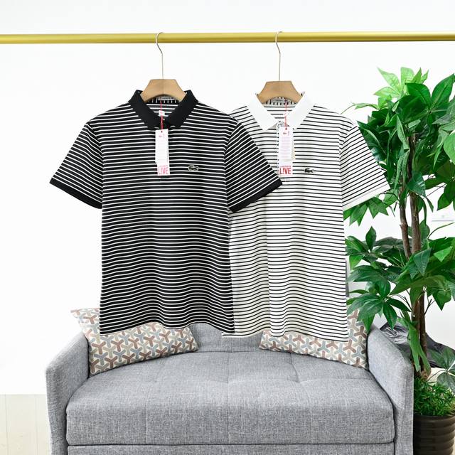 上新， 报单号：050# Lacoste 法鳄25S夏季新款条纹翻领Polo衫 绅士感十足的精致品牌！ 作为今年条纹主打款Polo 上身简直没的说 修身的版型