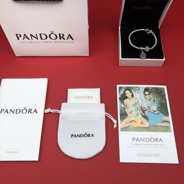 Pandora潘多拉手链顶级最高版本』 重磅来袭通过关系搞到一批海关扣押的Pandora手链 全球最火的款式之一 可以承载岁月的经典之作 永不过时 独家渠道 详