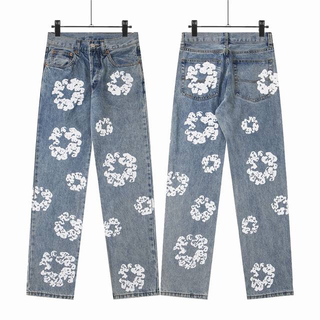 8197 Denim Tears木棉花美国小众品牌印花水洗直筒牛仔裤 水洗大厂出品 满满的高级感 膝盖部分破坏设计搭配拼皮设计 已经作为门面设计 皮质腰部铭牌