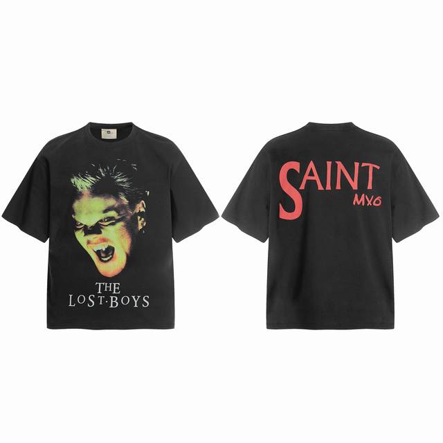 Vt9246 Saint Michael Mx6“The Lost Boys”迷失男孩联名款小妖精数码直喷人像直喷印花复古短袖T恤 小领口设计 数码直喷印花 高