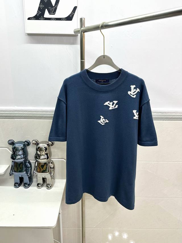款号R007 Louis Vuitton 路易威登 爵士小号手图案提花针织短袖T恤 面料采用14S细针织片定制 网红明星同款 手感非常舒服 时尚又个性超级百搭好