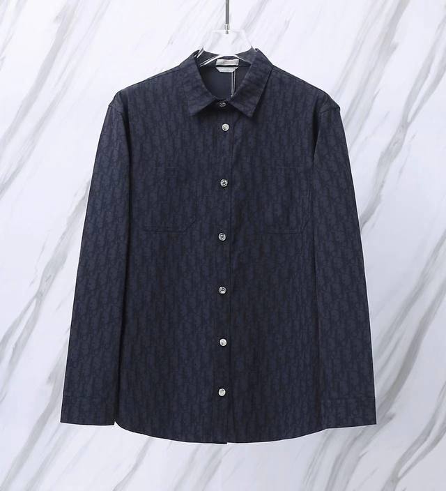 货号：D12 Dior 迪奥 Dr字母色织满幅Logo提花长袖衬衫 面料采用高定定织面料 根据原版起版 自家品牌工厂P流水线36道工序独立完成 做工精致 走线整