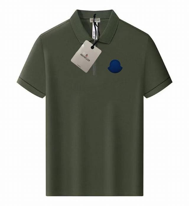 Mon*Cler 蒙口 夏季新款T恤翻领短袖Polo衫，专柜定制面料 透气舒适度高，材质:71.6%棉 25.3%聚酯纤维 3.1%氨 男女同款品牌元素设计理念