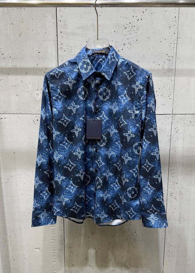 Lv驴牌 25春夏新款 满印老花字母Logo数码印花 高品质长袖衬衫 码数：M-3Xl
