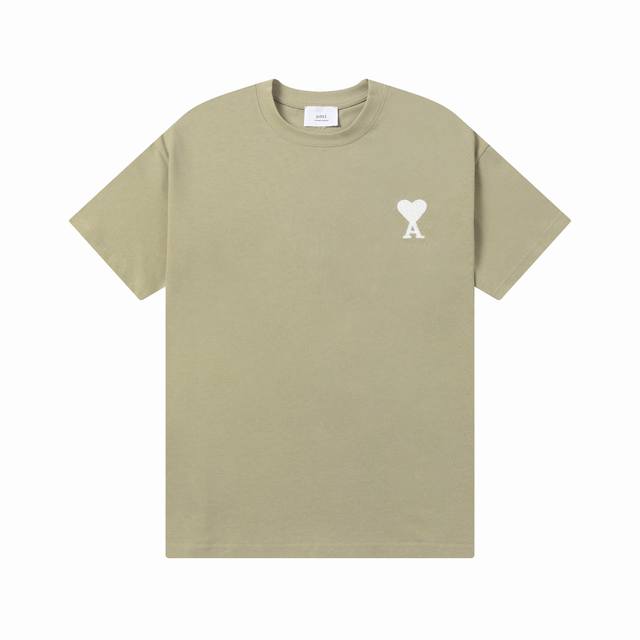 款号：608 Ami春夏短袖系列~ 重磅厚实高克重 100%双纱棉270克重 细节到位 质量过关 支持对比 S-Xl 四个码数 颜色：卡其色