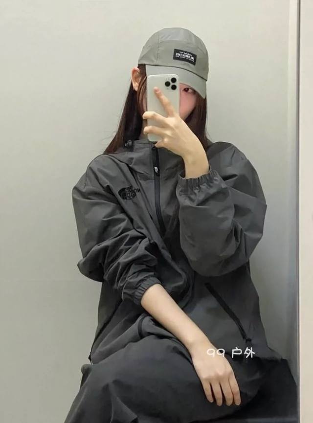款号：7621 The North Face北面情侣款连帽风衣，青岛代工厂P出货，韩国单！！Tnf北面男女风衣夹克外套！ 经典的冲锋衣版型，胸前背后标志性刺绣L