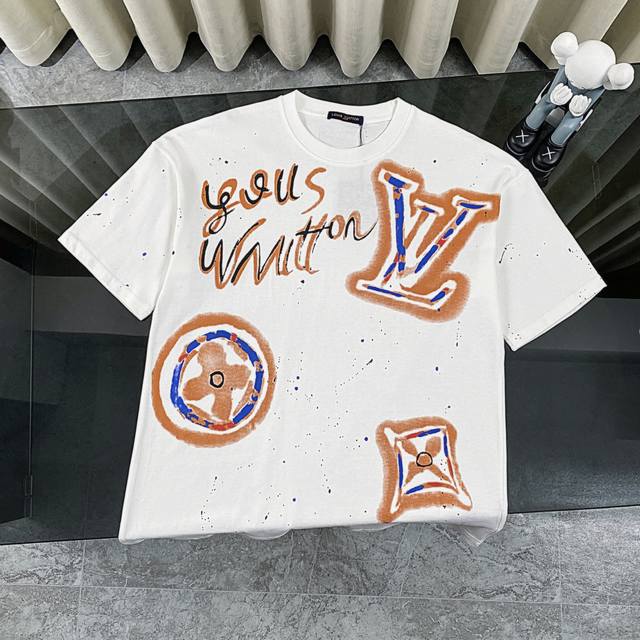 Louis Vuitton 路易威登Lv 2025夏季新款多巴胺彩色涂鸦Logo印花短袖圆领T恤 面料采用320G %纯棉双纱面料 同缸定染特种加粗32支双股1