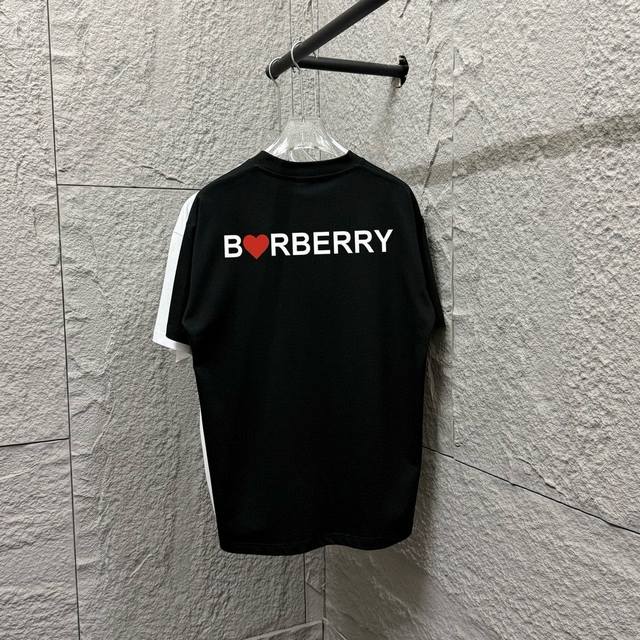 Bbr 巴宝*莉 2025春夏款 经典简约爱心字母刺绣 后背印花个性Logo 定制双纱平纹纯棉面料 短袖T恤 男女同款 尺码： S 90-130斤 M 120-