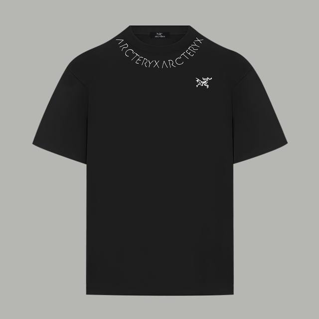 Arc'teryx 始祖鸟 官网同款 领子环绕字母Logo 印花双纱纯棉短袖 - 280G双纱纯棉顶级面料 手感柔软 百分百纯棉独家出货 定染硫化黑无尘处理面料