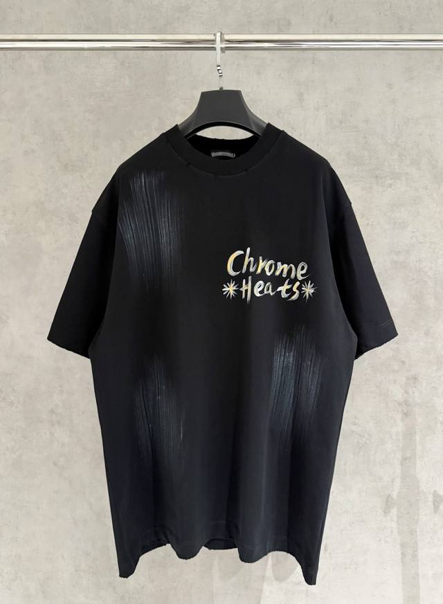 严控品质 Ch克罗心新款手绘T恤 重磅320克双纱面料 整衣洗水两遍 四边磨破挑破 重磅面料 领口采用冰感索罗娜 宽松版型 偏深挺阔有型 不变形不缩水 黑白灰三