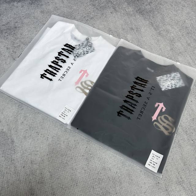T35# Trapstar美潮新款高街印花宽松T恤17 颜色: 黑色，白色 尺码:S,M,L,Xl 260纯棉爽滑双纱宽松版型