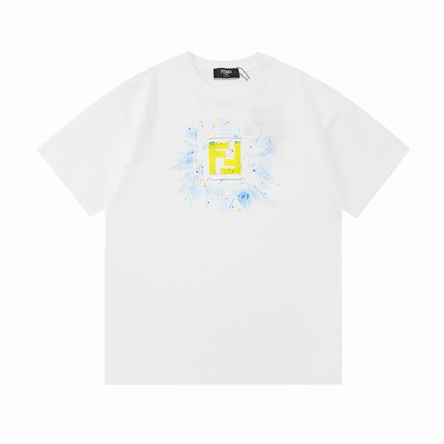 Fendi 芬迪 2025新款 轻奢主义 刺绣双F字母Logo 手绘喷墨工艺 男女同款 短袖T恤 定制320克100％双纱纯棉面料 定染32支双股螺纹 破坏原布