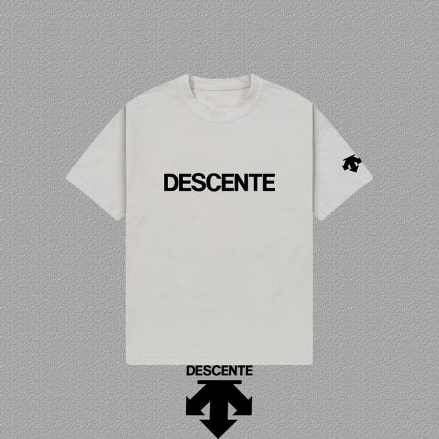 Descente 迪桑特] 2025Fw短袖T恤 Logo厚板 高端26S双纱300克面料 重磅面料 定制拉架罗纹同缸同染 三标齐全 男女同款 颜色：黑色 白色