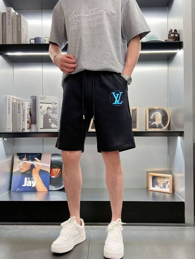 2025春夏新款 Lv 短裤刺绣品牌标志 S-Xl