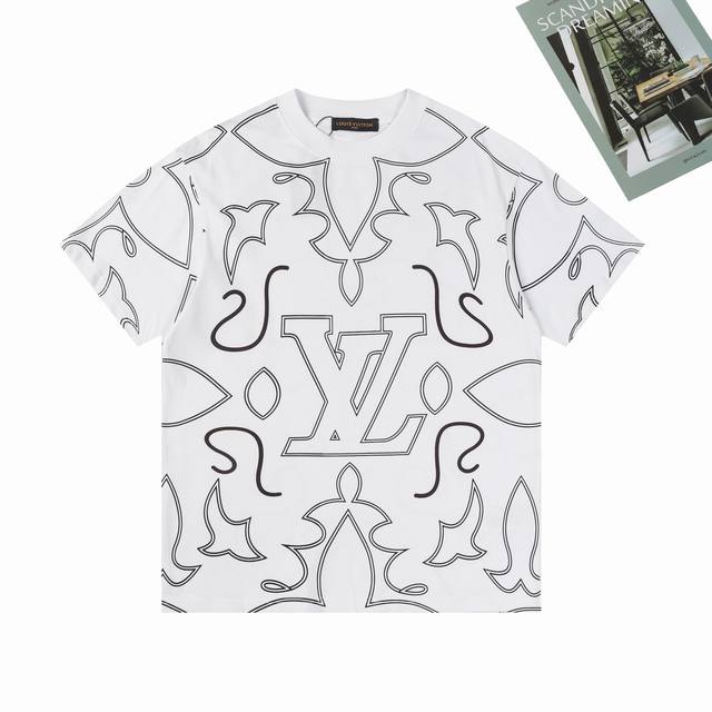 Lv路易威登秋冬新款现货，满身印花重工艺，官方网站跟专柜同步，男女同款，定制280克双纱棉面料，定制螺纹，色白色，尺码，Mlxlxxl
