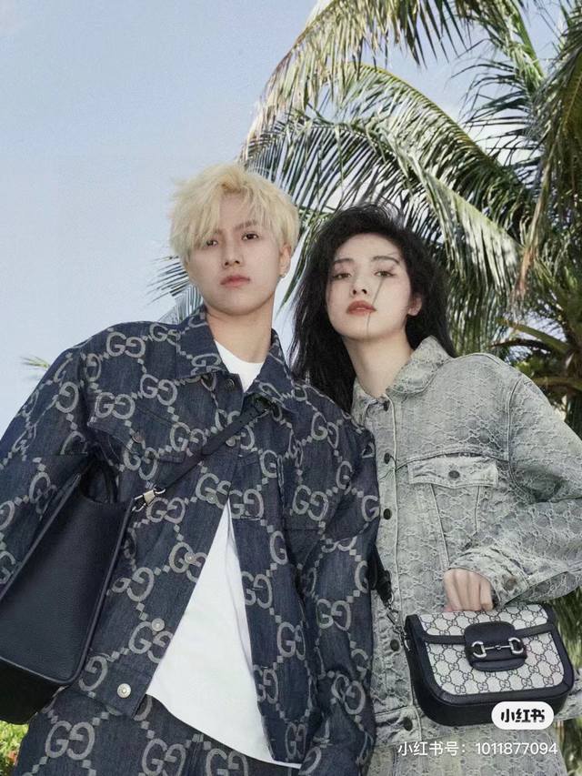 款号：Hmy75# Gucci古驰双G提花牛仔夹克外套 整体衣服设计感十足 经典满印双G字母Logo无论是看起来还是穿起来都是很高级 完全百搭任何人 满印提花工