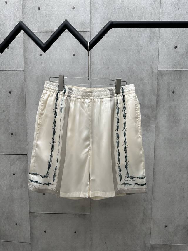 Dior 迪奥 2025Ss 新款桑蚕丝斜纹铃兰印花短裤 尺码：46 48 50 52